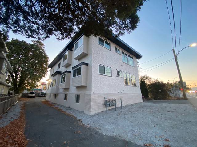 Newly Renovated 2 Bedroom unit available for short/long term