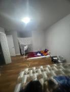 1 private bedroom is available in 2 bedroom suit